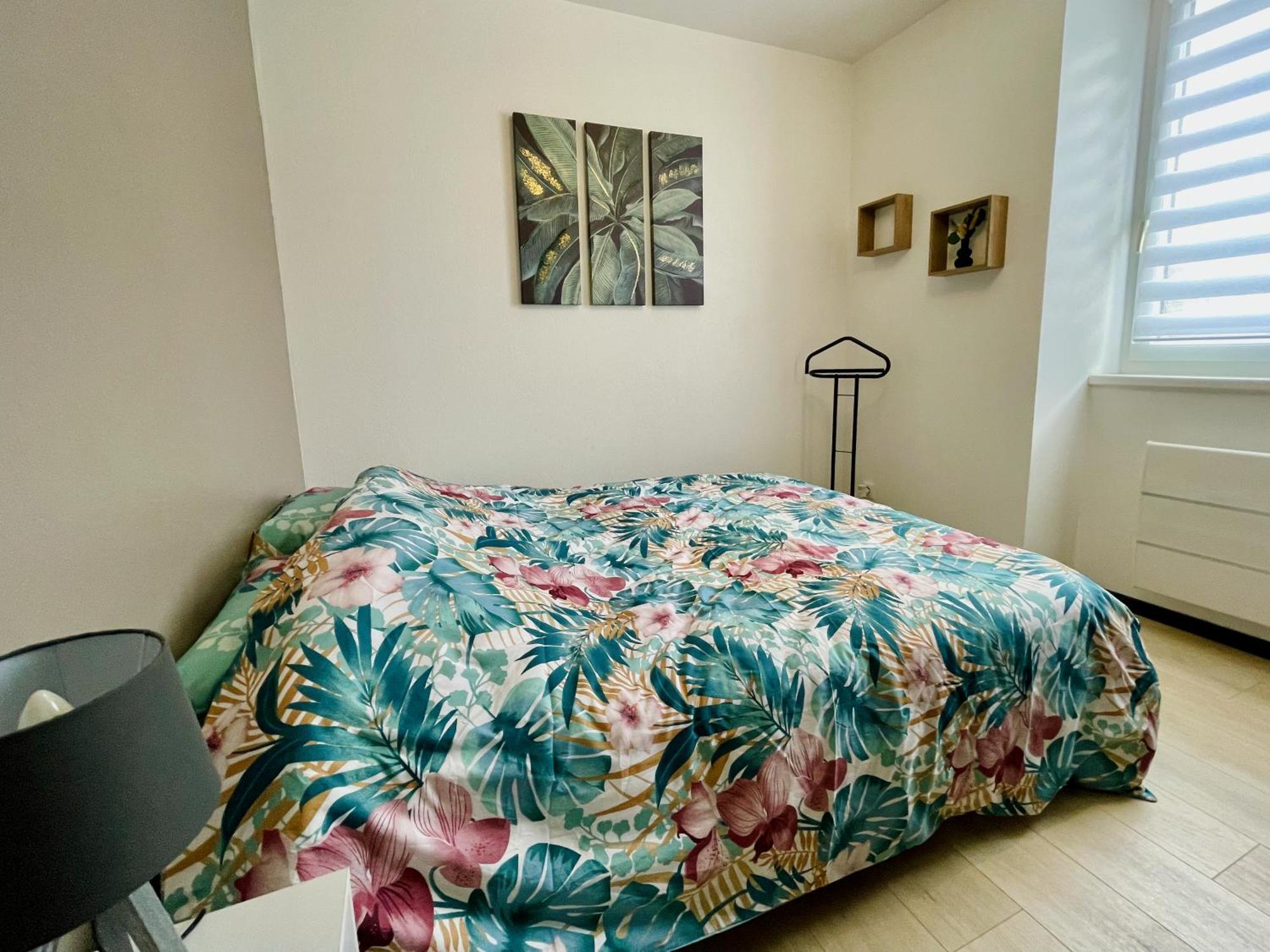 Joli Appartement Avec Parking Montbéliard Екстериор снимка